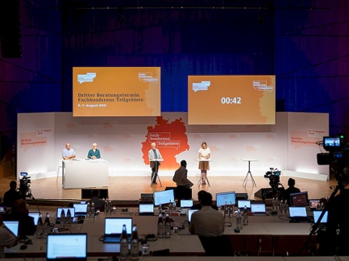 Fachkonferenz erfolgreich beendet – Beteiligung geht weiter (© BASE/Bildkraftwerk) Fachkonferenz erfolgreich beendet – Beteiligung geht weiter