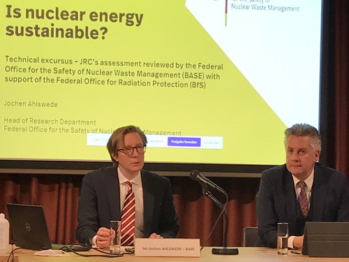 Jochen Ahlswede, Head of BASE Research/International Department next to Christoph Hamann, BASE Press Officer. (© BASE) Jochen Ahlswede, Head of BASE Research/International Department next to Christoph Hamann, BASE Press Officer.